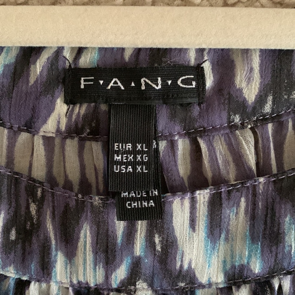 FANG Women’s Light/Airy Top Size XL, colors white,blue,purple and elastic waist - Picture 9 of 15
